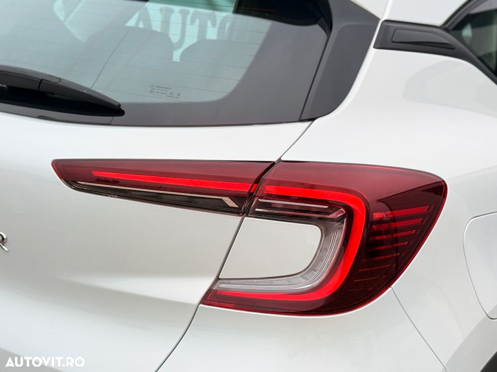 Renault Captur BLUE dCi 115 BUSINESS EDITION - 24