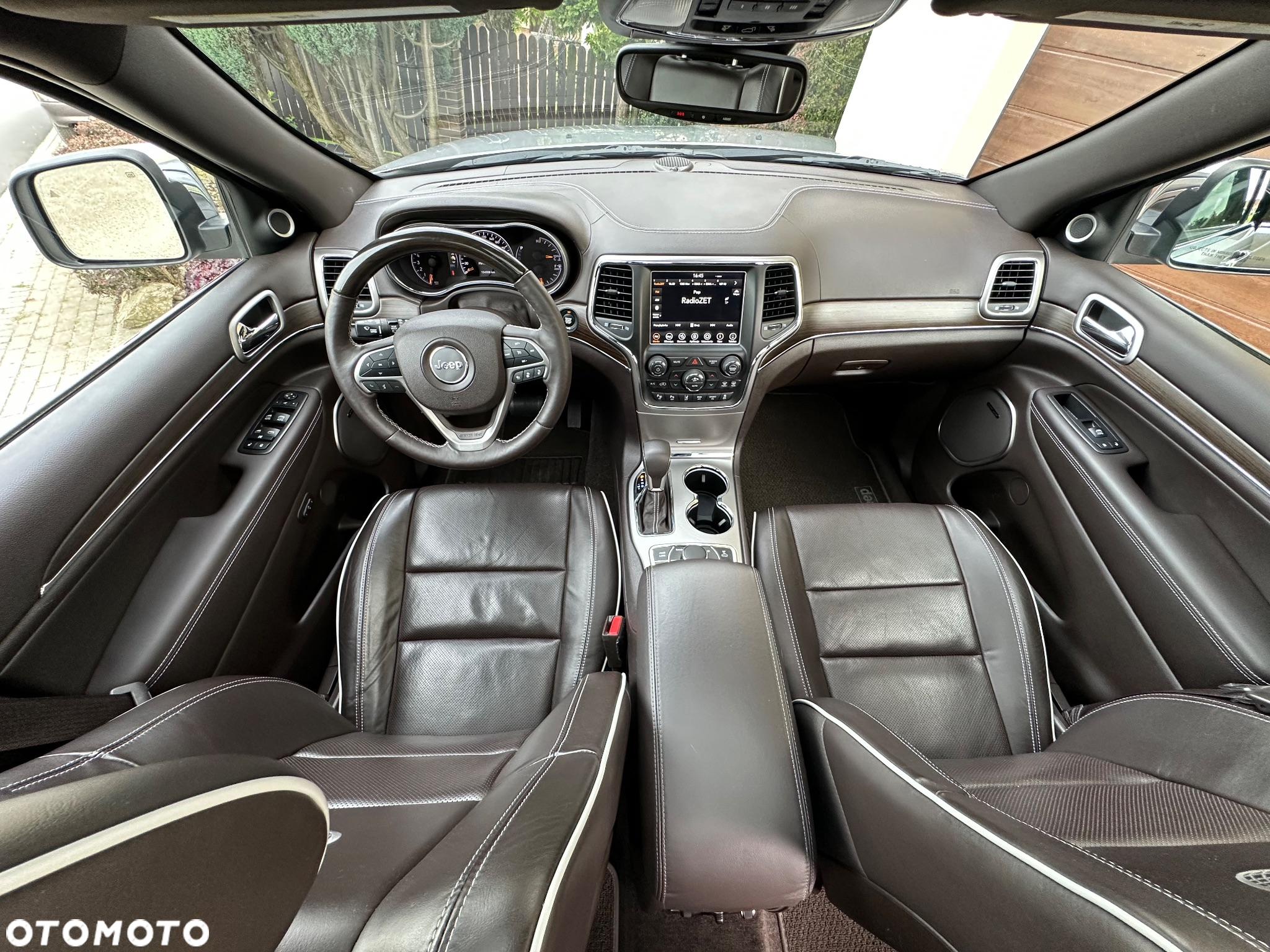 Jeep Grand Cherokee 5.7 V8 HEMI Overland - 22