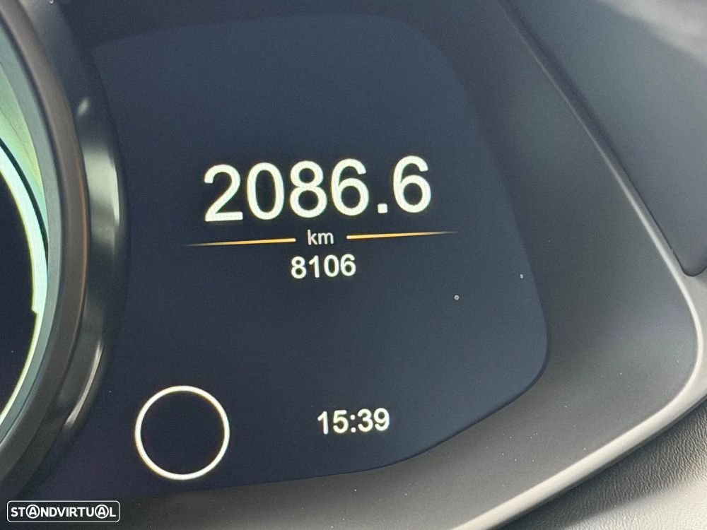 Aston Martin Vantage Coupe V8 - 8