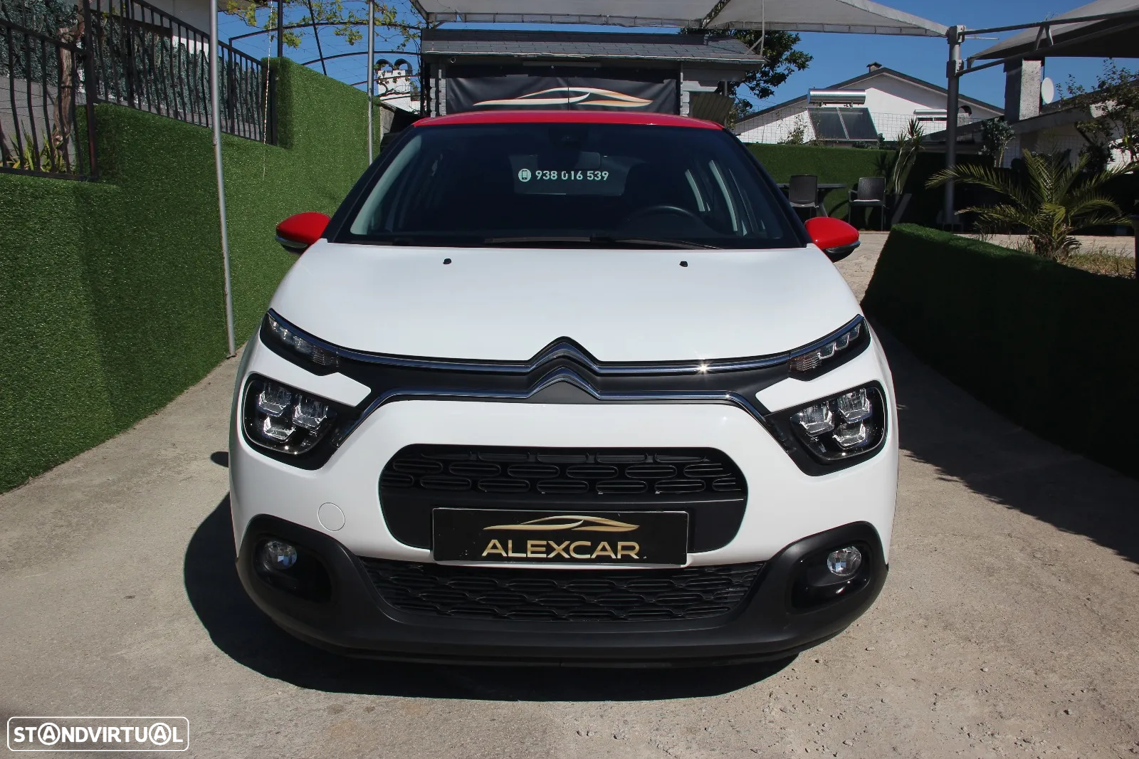 Citroën C3 1.2 PureTech Shine - 2
