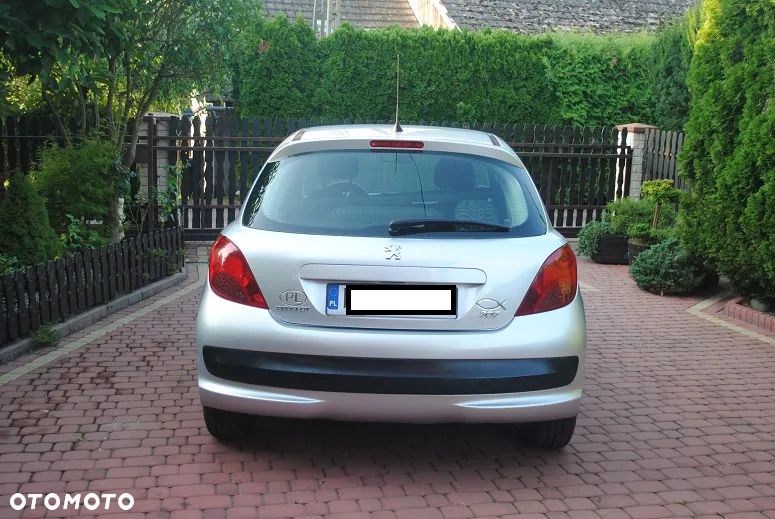 Peugeot 207 1.4 16V Presence - 3
