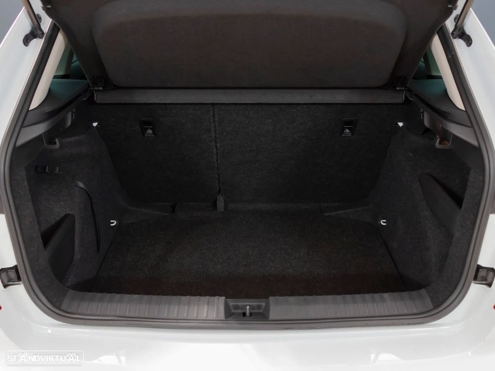 Skoda Kamiq 1.0 TSI Style DSG - 8