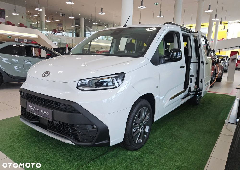 Toyota Proace City Verso 1.5 D-4D Family - 4