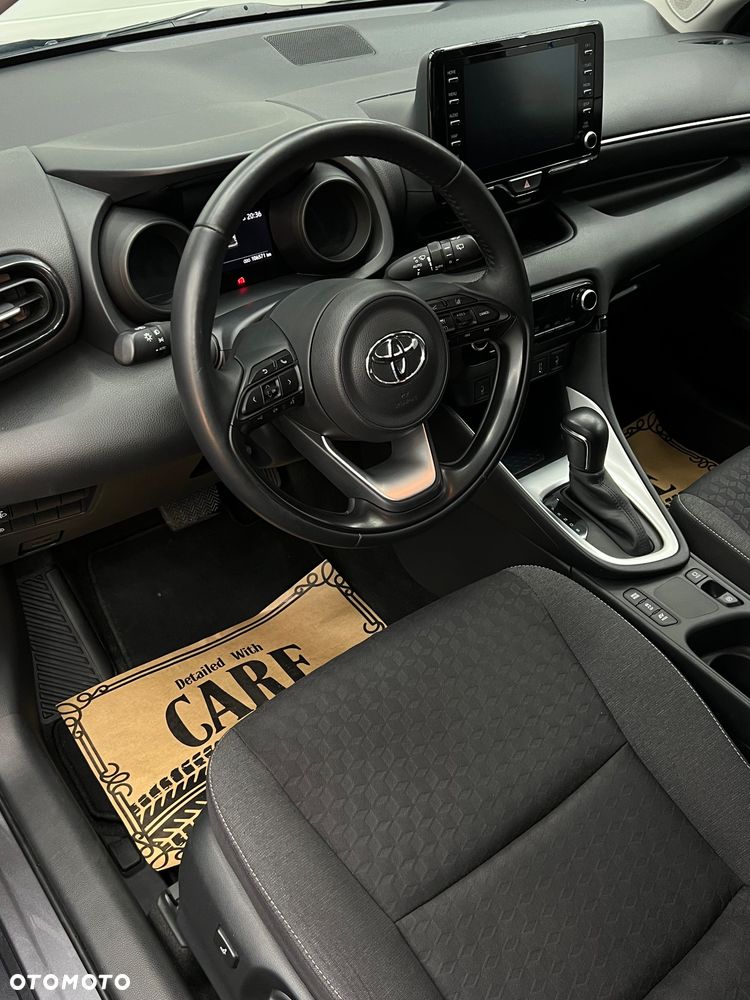 Toyota Yaris Hybrid 1.5 Executive - 13