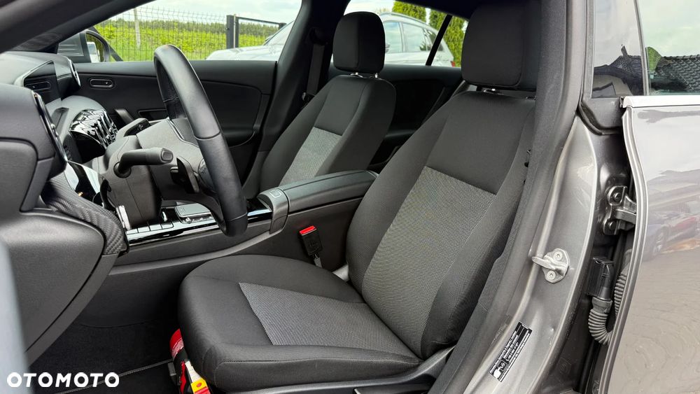 Mercedes-Benz CLA 180 d 8G-DCT Edition 2021 - 29