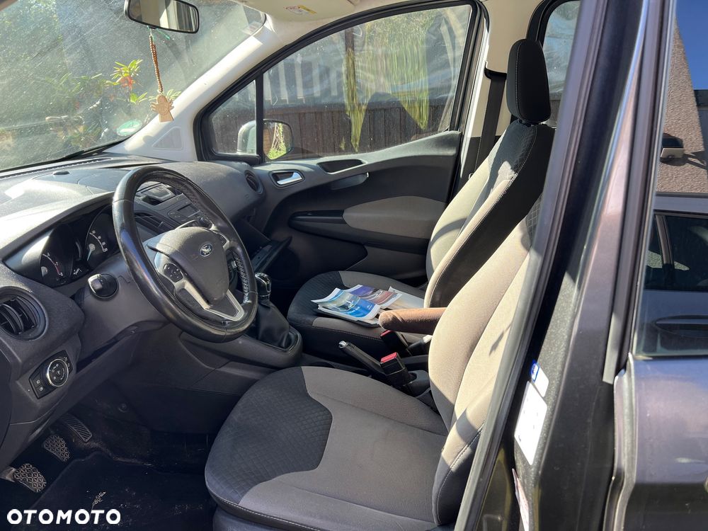 Ford Tourneo Courier 1.0 EcoBoost Trend - 6