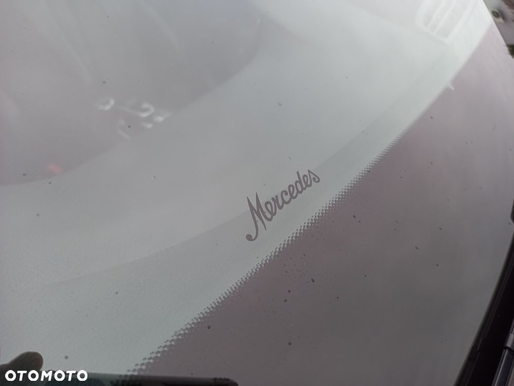 Mercedes-Benz Klasa E 300 d 9G-TRONIC AMG Line - 17