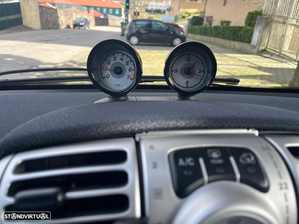 Smart ForTwo Coupé 1.0 mhd Pulse 71 Softouch - 28