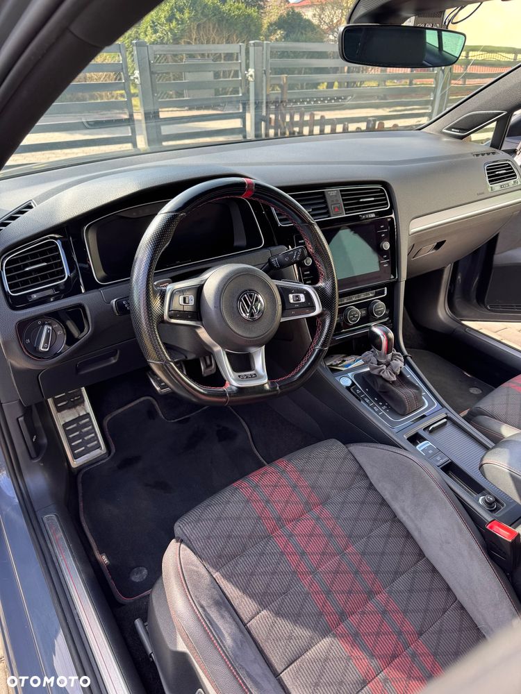 Volkswagen Golf 2.0 TSI GTI TCR DSG - 8