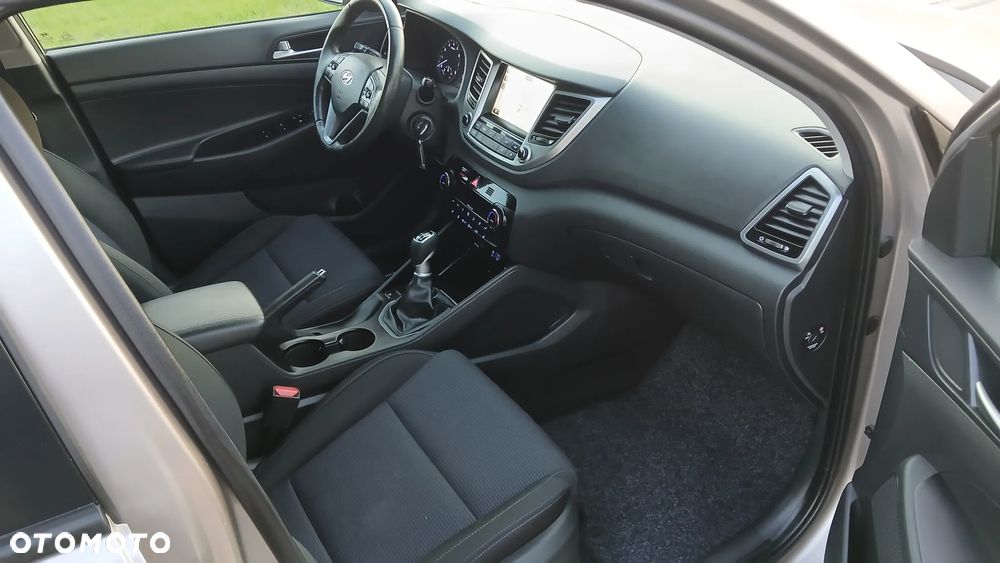 Hyundai Tucson 1.6 T-GDI GO 2WD - 19