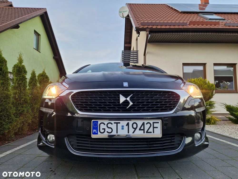 DS Automobiles DS 5 - 12
