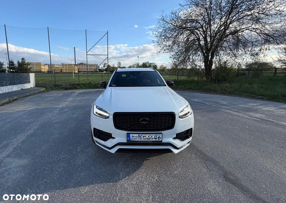 Volvo XC 90 D5 AWD R-Design 7os - 25