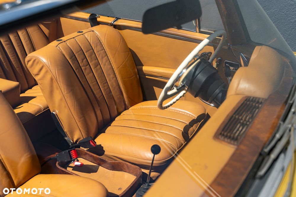 Mercedes-Benz 280 - 20