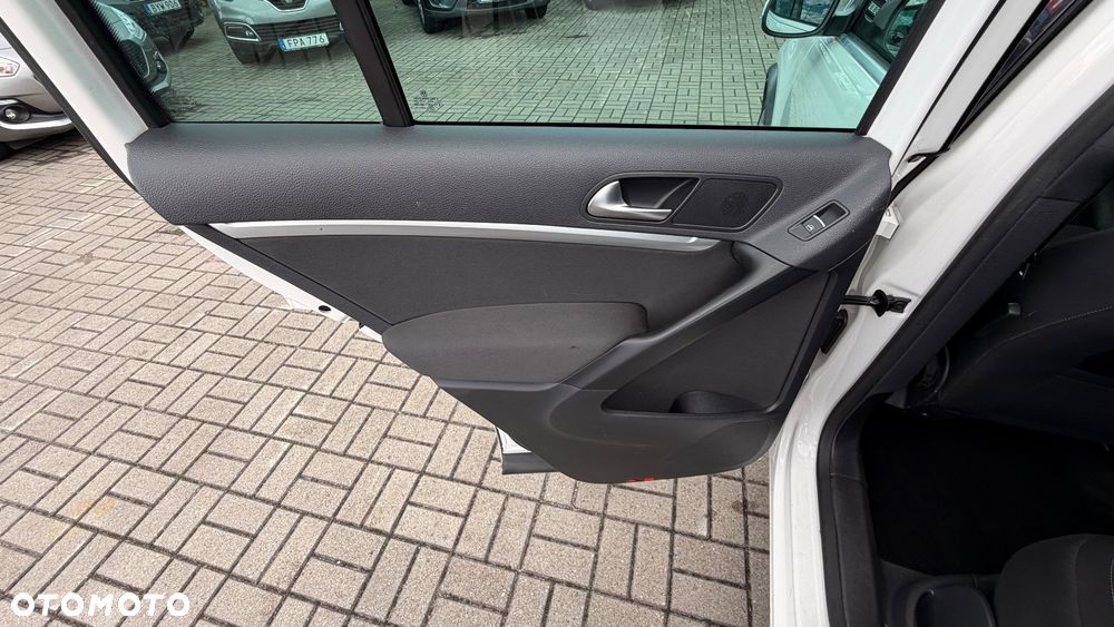 Volkswagen Tiguan 1.4 TSI 4Mot Perfectline R-Style - 20