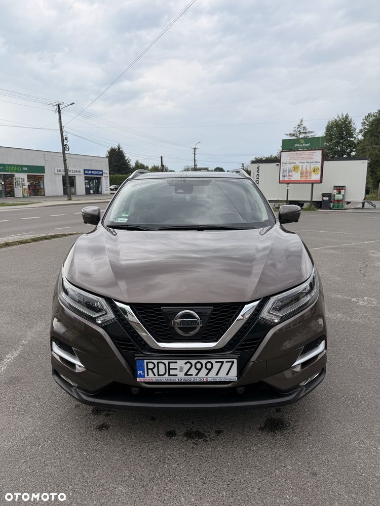 Nissan Qashqai 1.6 DIG-T Tekna - 1