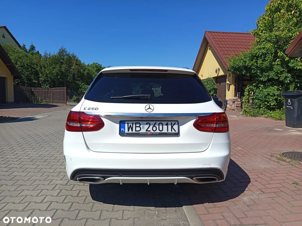 Mercedes-Benz Klasa C 250 7G-TRONIC - 4
