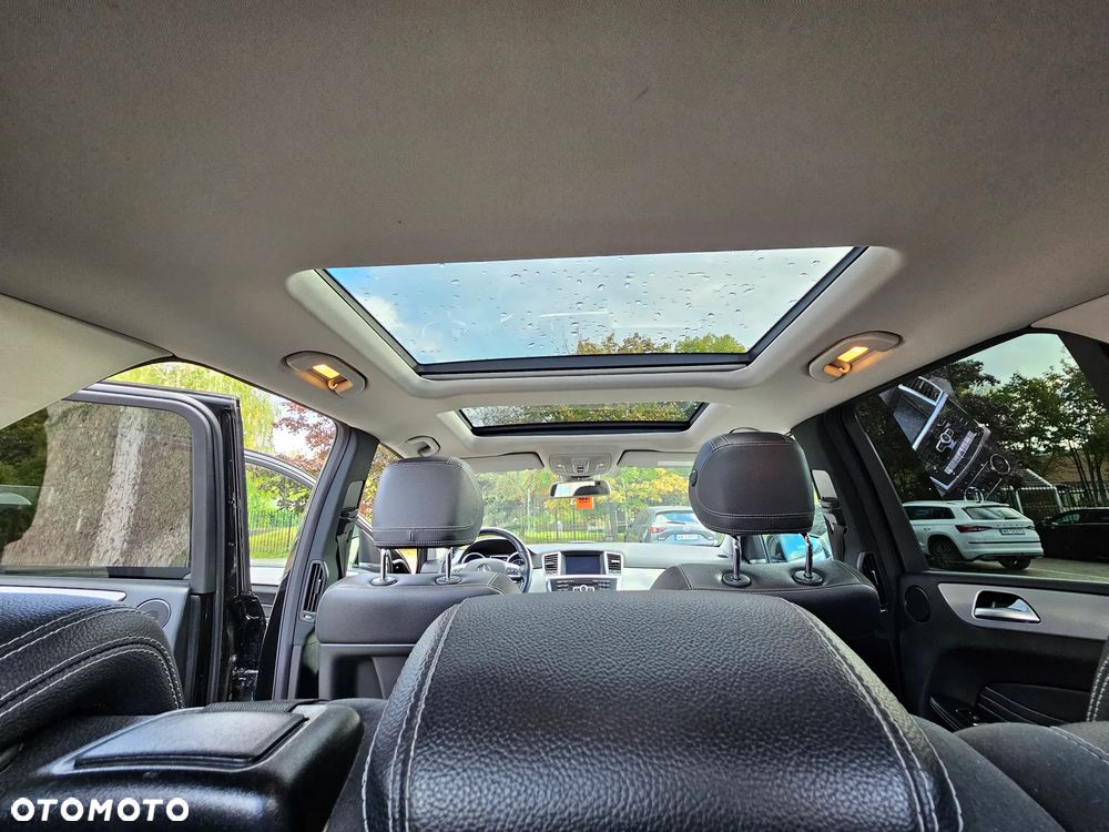 Mercedes-Benz ML 350 BlueTec 4-Matic - 26