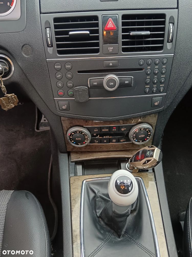 Mercedes-Benz Klasa C 200 Kompressor Special Edition - 15