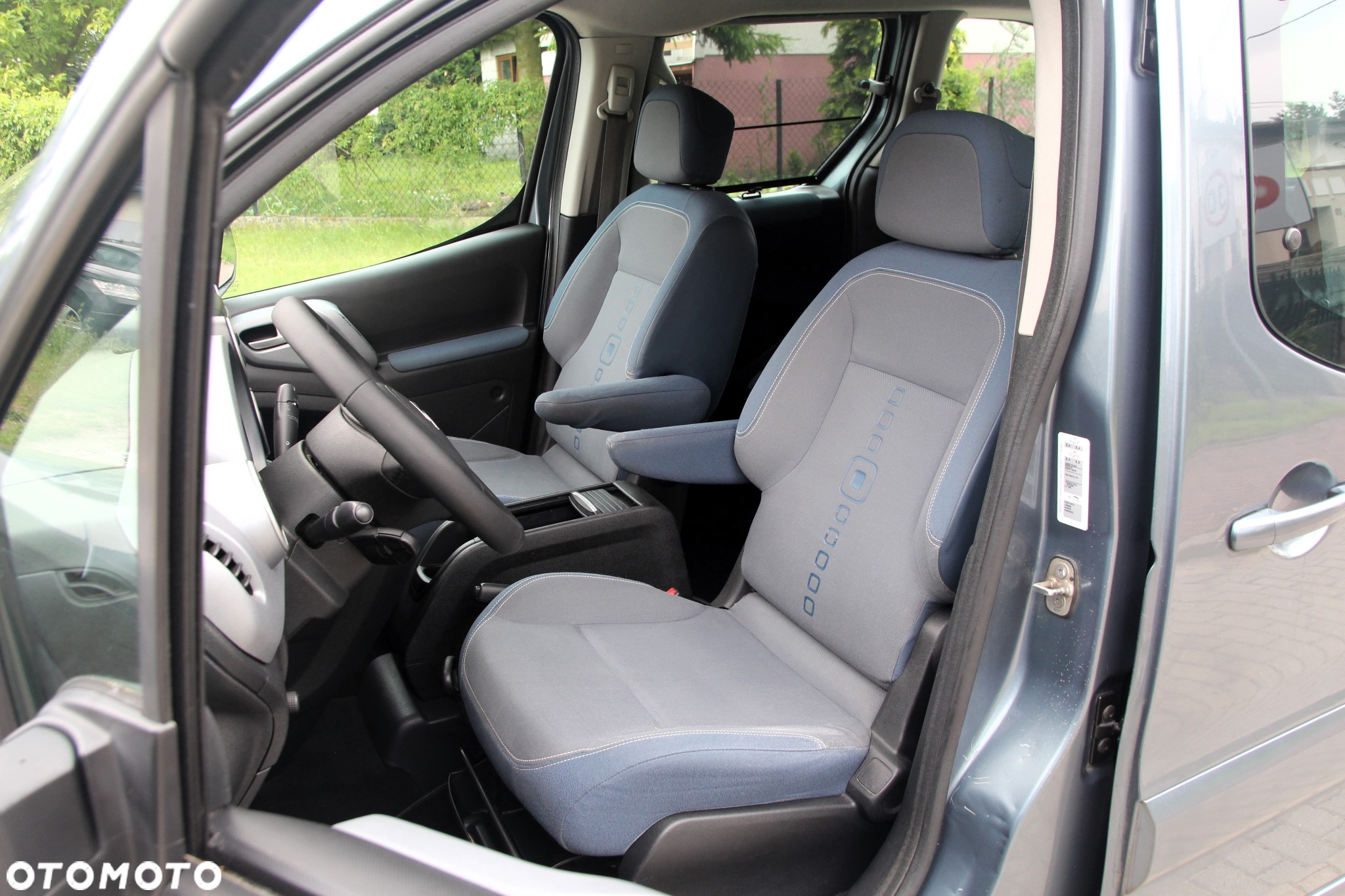 Citroën Berlingo II 1.6 HDi Multispace - 24