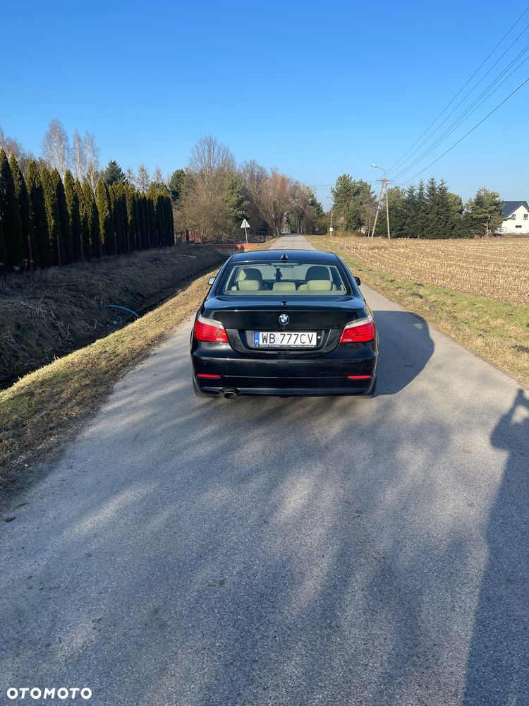BMW Seria 5 520d - 8