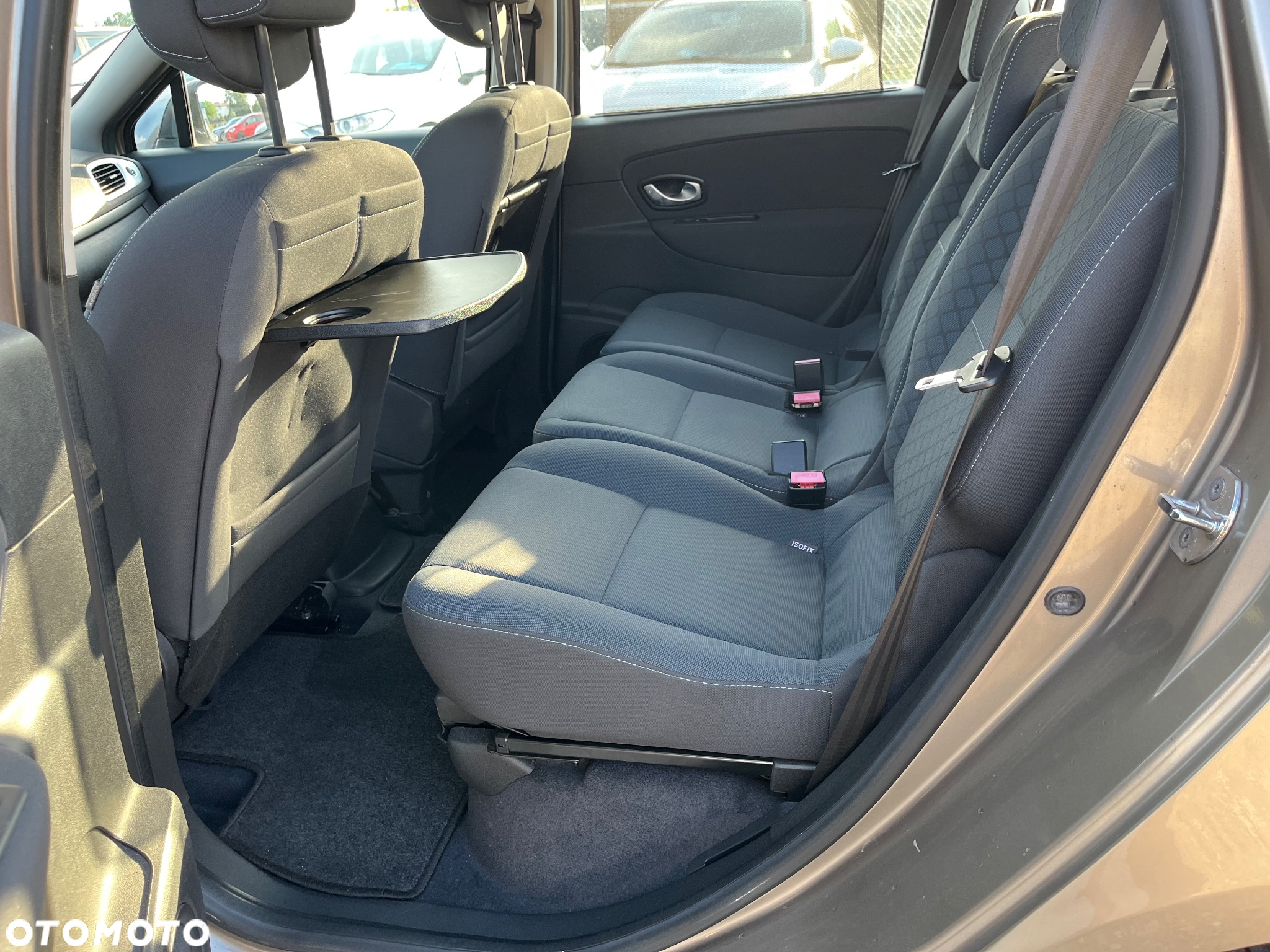Renault Scenic 1.6 16V 110 Expression - 16