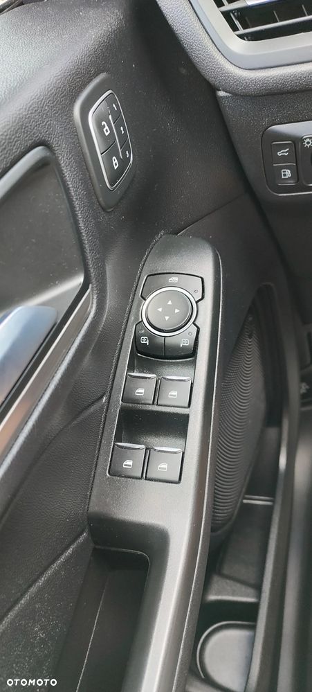 Ford Escape - 26