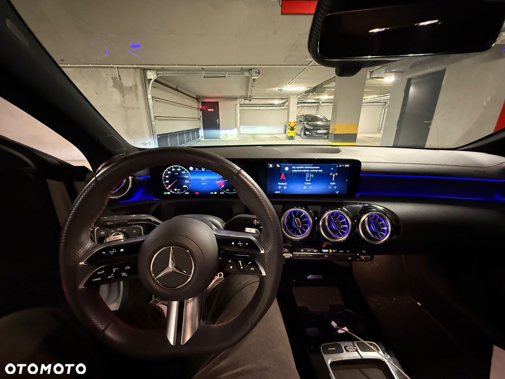 Mercedes-Benz CLA 200 AMG Line 7G-DCT - 12