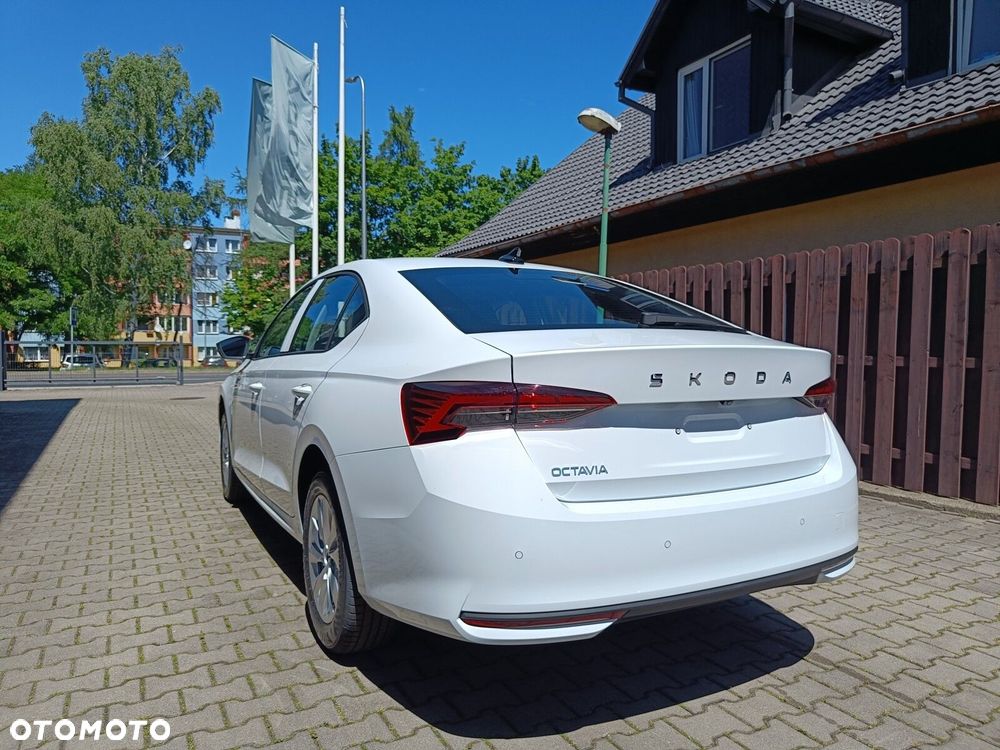 Skoda Octavia - 4