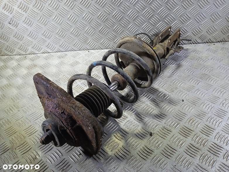 AMORTYZATOR PRAWY PRZEDNI SPRĘŻYNA PEUGEOT 806 - 2