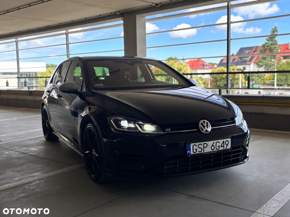 Volkswagen Golf - 3