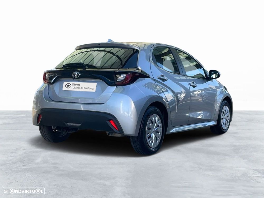 Toyota Yaris - 7
