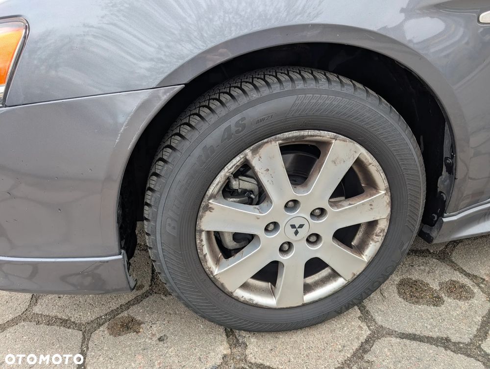 Mitsubishi Lancer 1.8 Intense - 9
