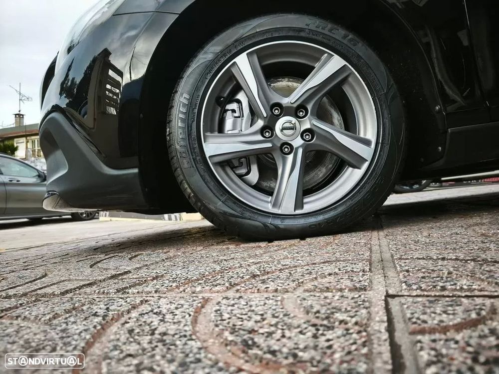 Volvo V40 Cross Country 2.0 D2 Kinetic Geartronic - 15