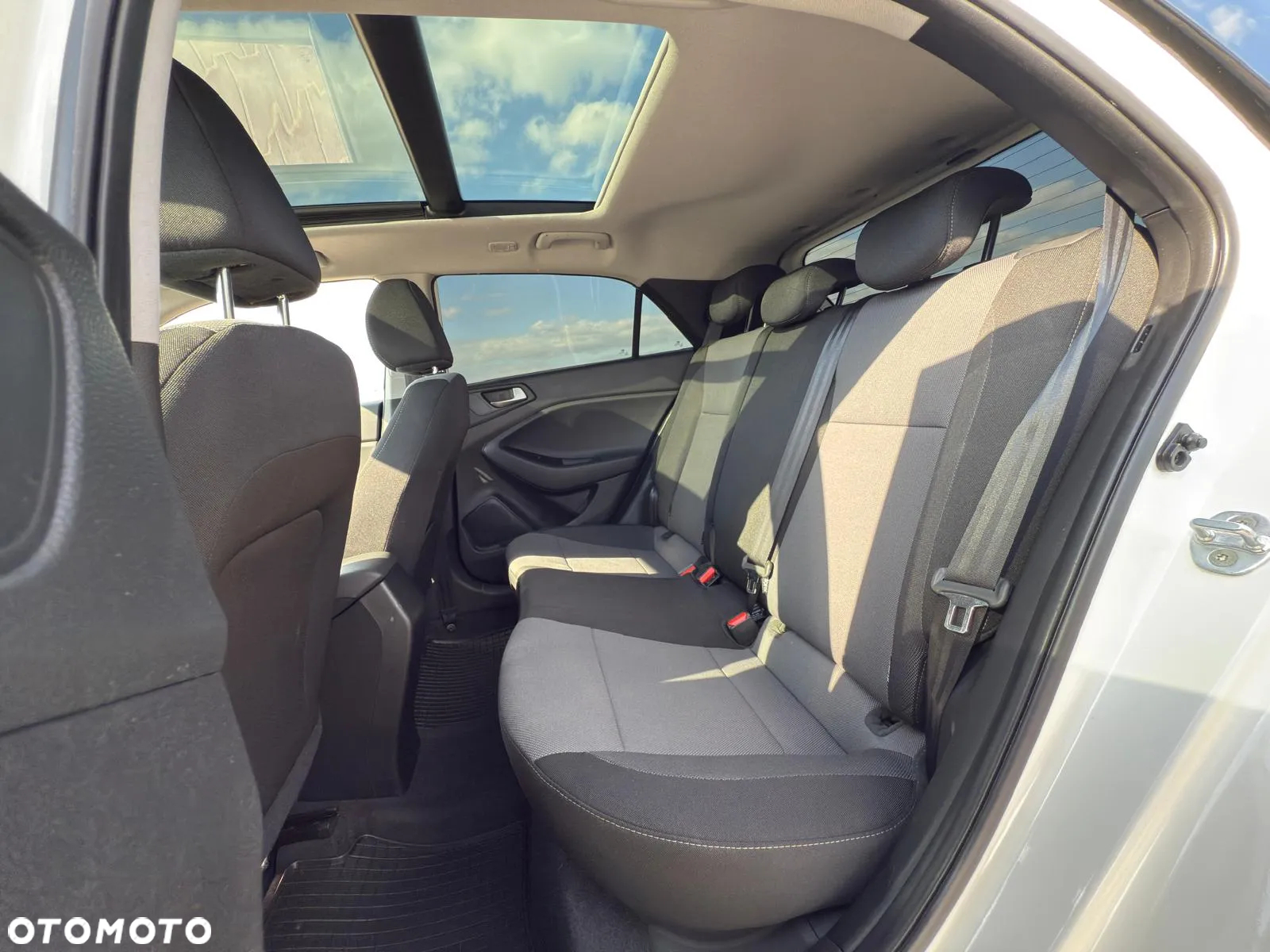 Hyundai i20 1.0 T-GDI Premium - 20