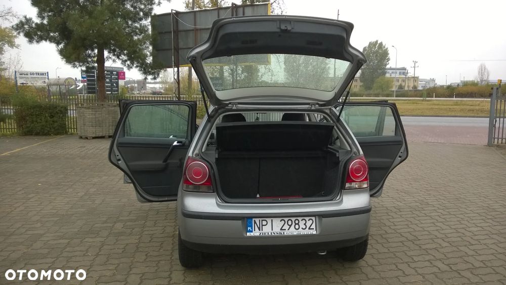 Volkswagen Polo - 16