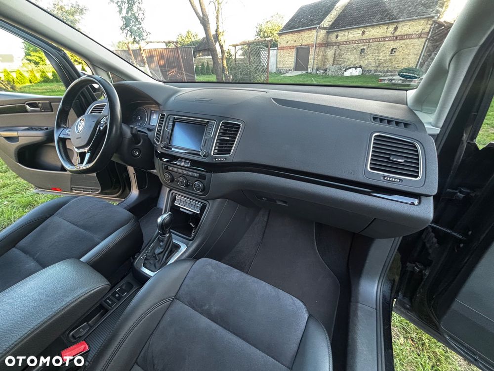 Volkswagen Sharan 2.0 TDI DSG (BlueMotion Technology) Highline - 2