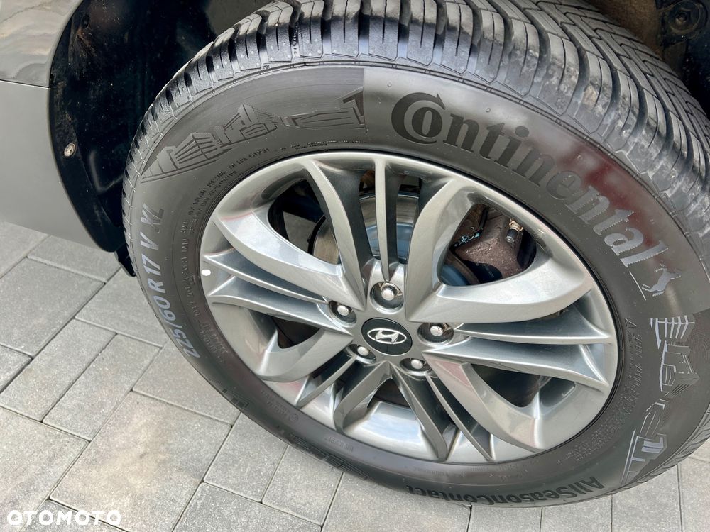 Hyundai ix35 1.6 2WD Fifa World Cup Edition - 29