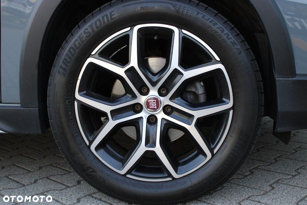 Fiat Tipo - 12