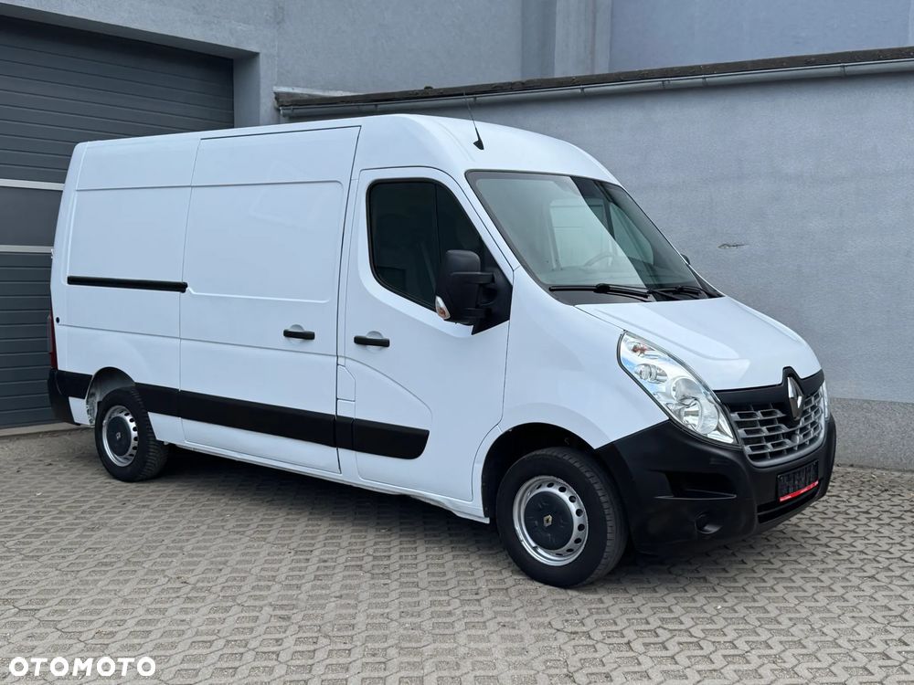 Renault Master - 24
