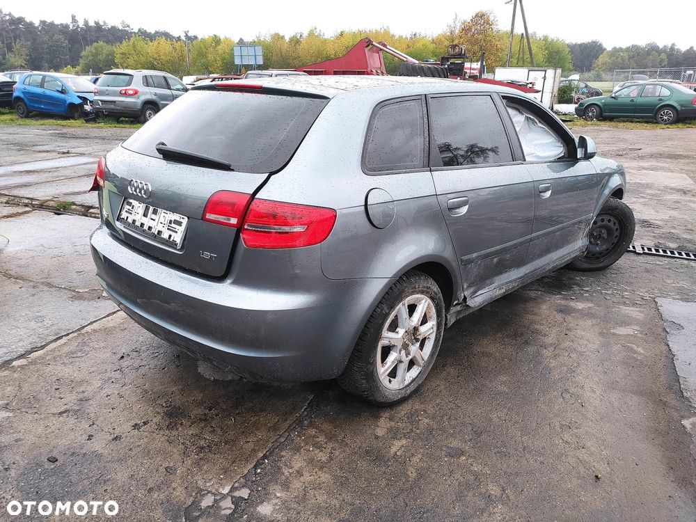 Audi A3 8P lift HB 5d sportback silnik 1.8 tfsi CDAA skrzynia DSG automat MGL lakier LY7E na części - 3