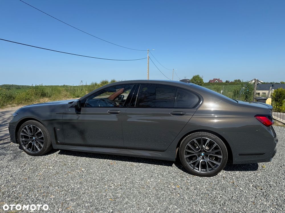 BMW Seria 7 750i xDrive sport - 5