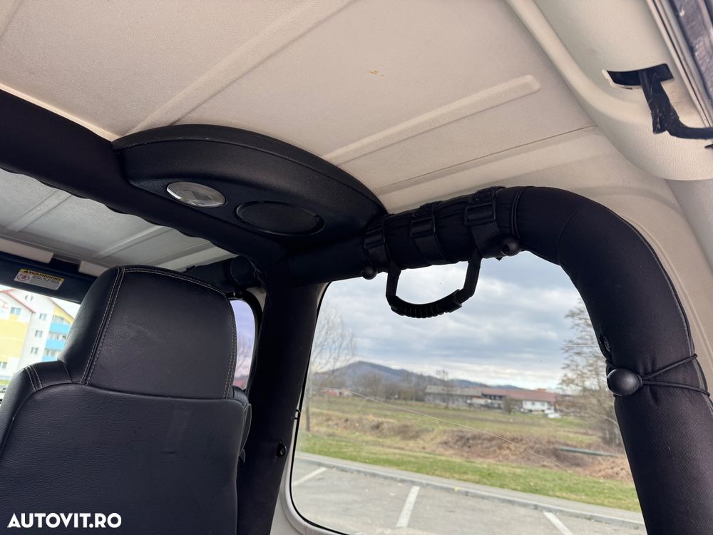 Jeep Wrangler 2.4 Sport - 24