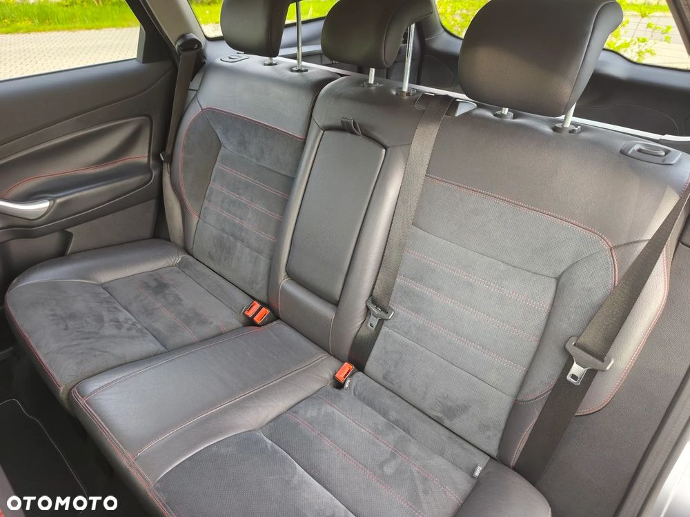 Ford Mondeo 2.2 TDCi Titanium S - 15