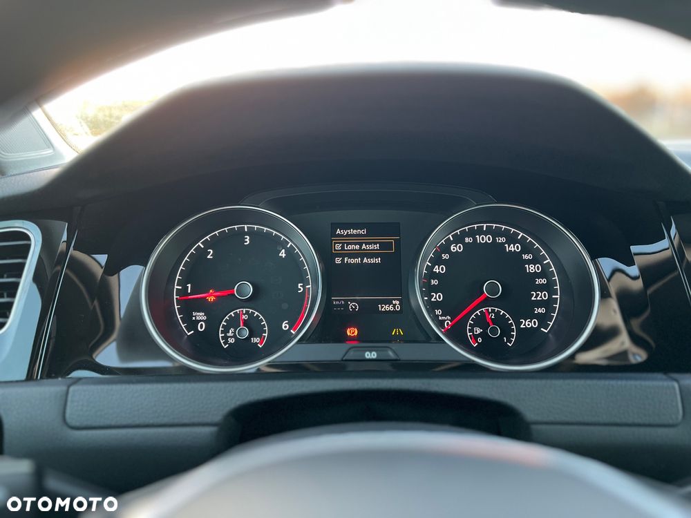 Volkswagen Golf Variant 2.0 TDI (BlueMotion Technology) Highline - 24