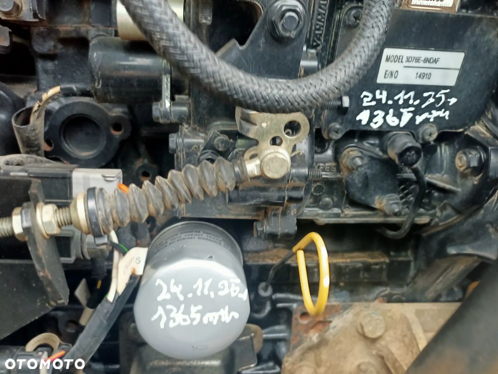 Komatsu PC26MR-3 - 21