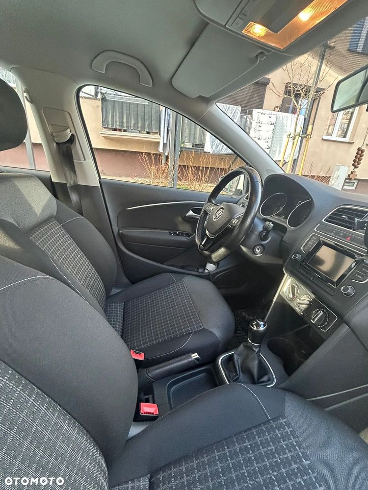 Volkswagen Polo 1.2 TSI BMT Comfortline - 16