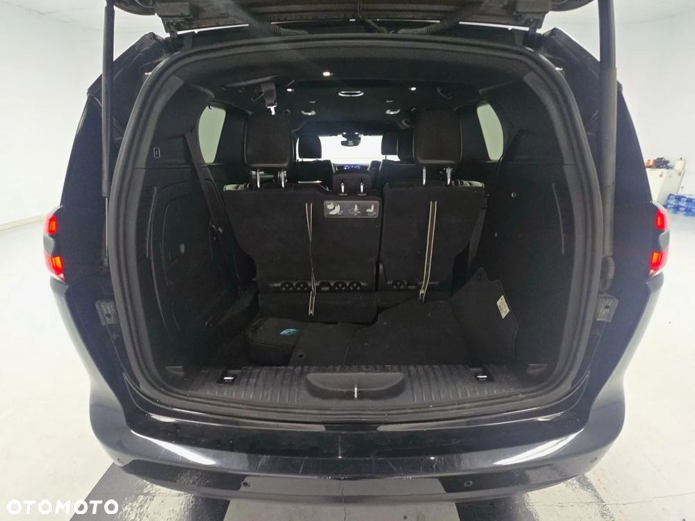 Chrysler Pacifica - 9