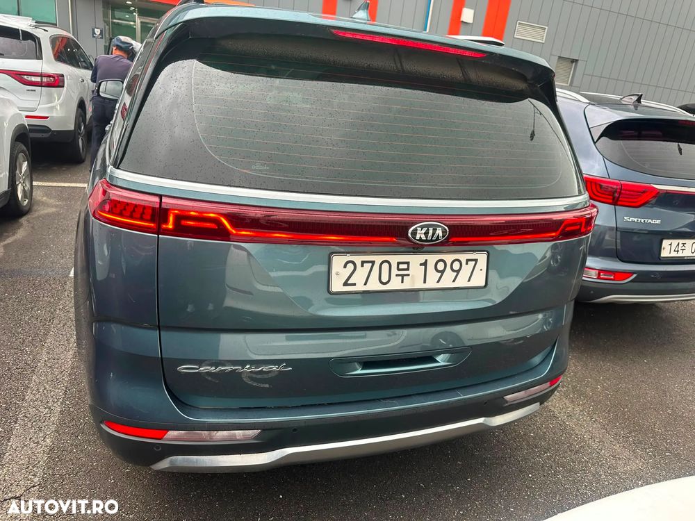 KIA Carnival 2021 — imagine 23