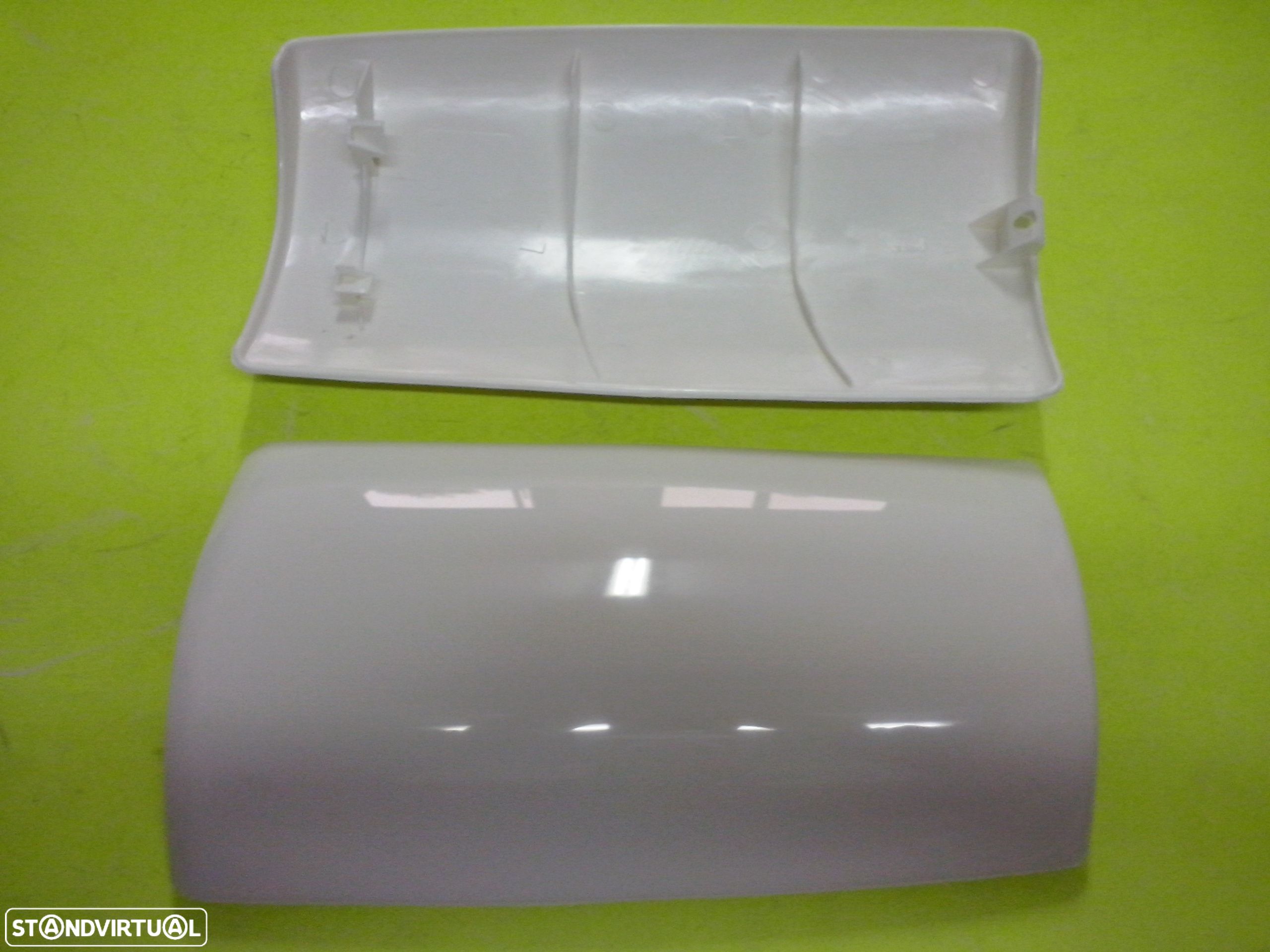 Canto Defletor de cabine Mitsubishi Canter Fe331 e Fe444 Novos - 1