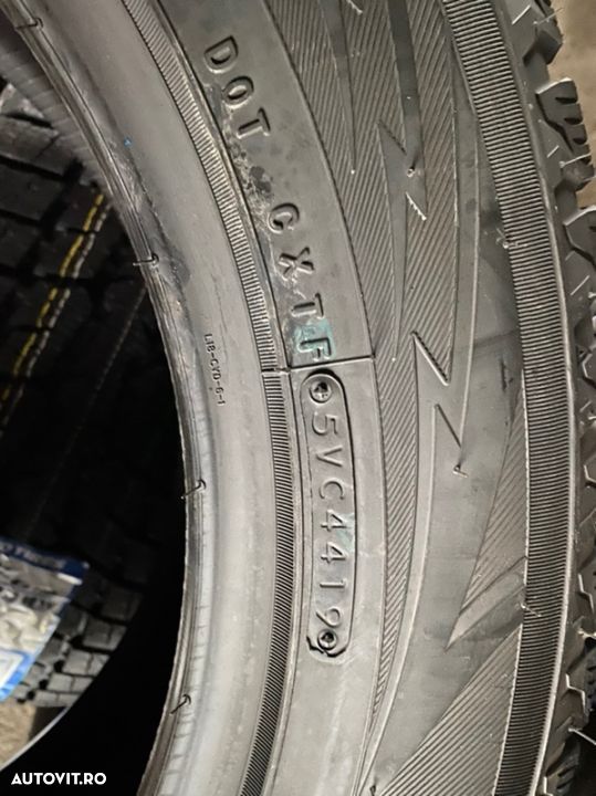 vand anvelope 245/55/18 toyo de iarnă noi - 4